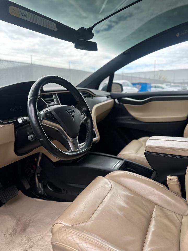 2016 Tesla Model X MODEL X 90D, 6 SEATER, AWD Photo