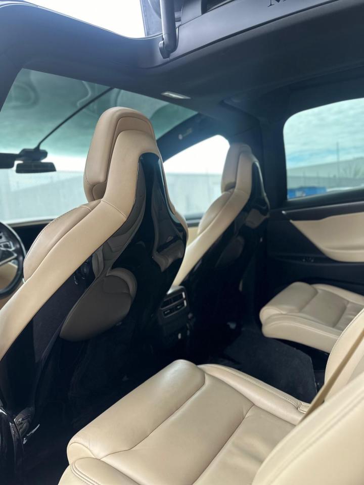 2016 Tesla Model X MODEL X 90D, 6 SEATER, AWD Photo