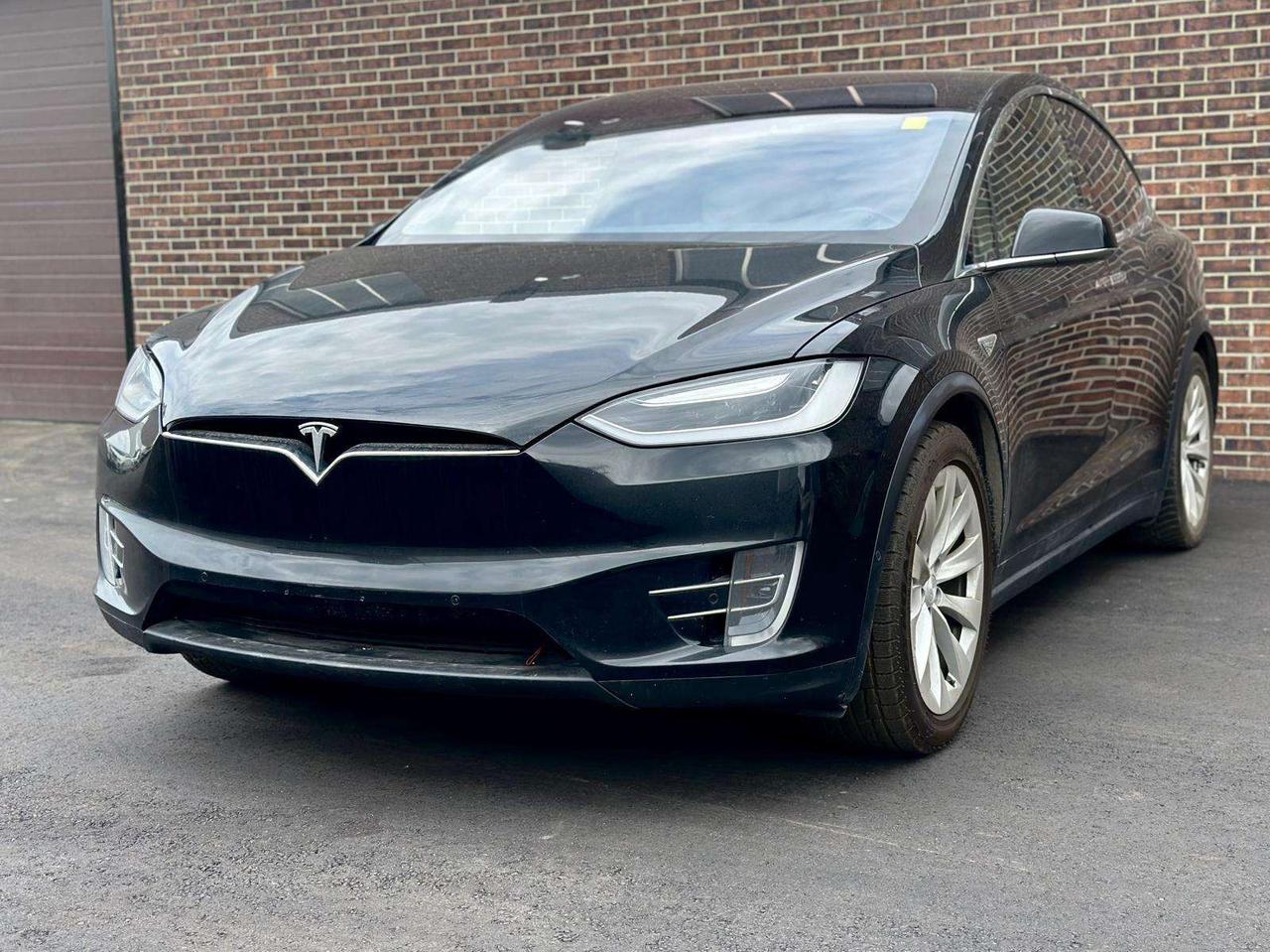 2016 Tesla Model X MODEL X 90D, 6 SEATER, AWD Photo5