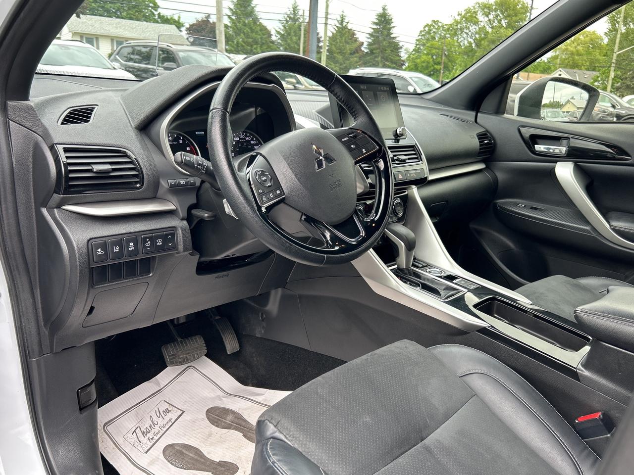 2022 Mitsubishi Eclipse Cross SE HEATED SEATS/ADAPTIVE CRUISE *CALL 613-961-8848 Photo