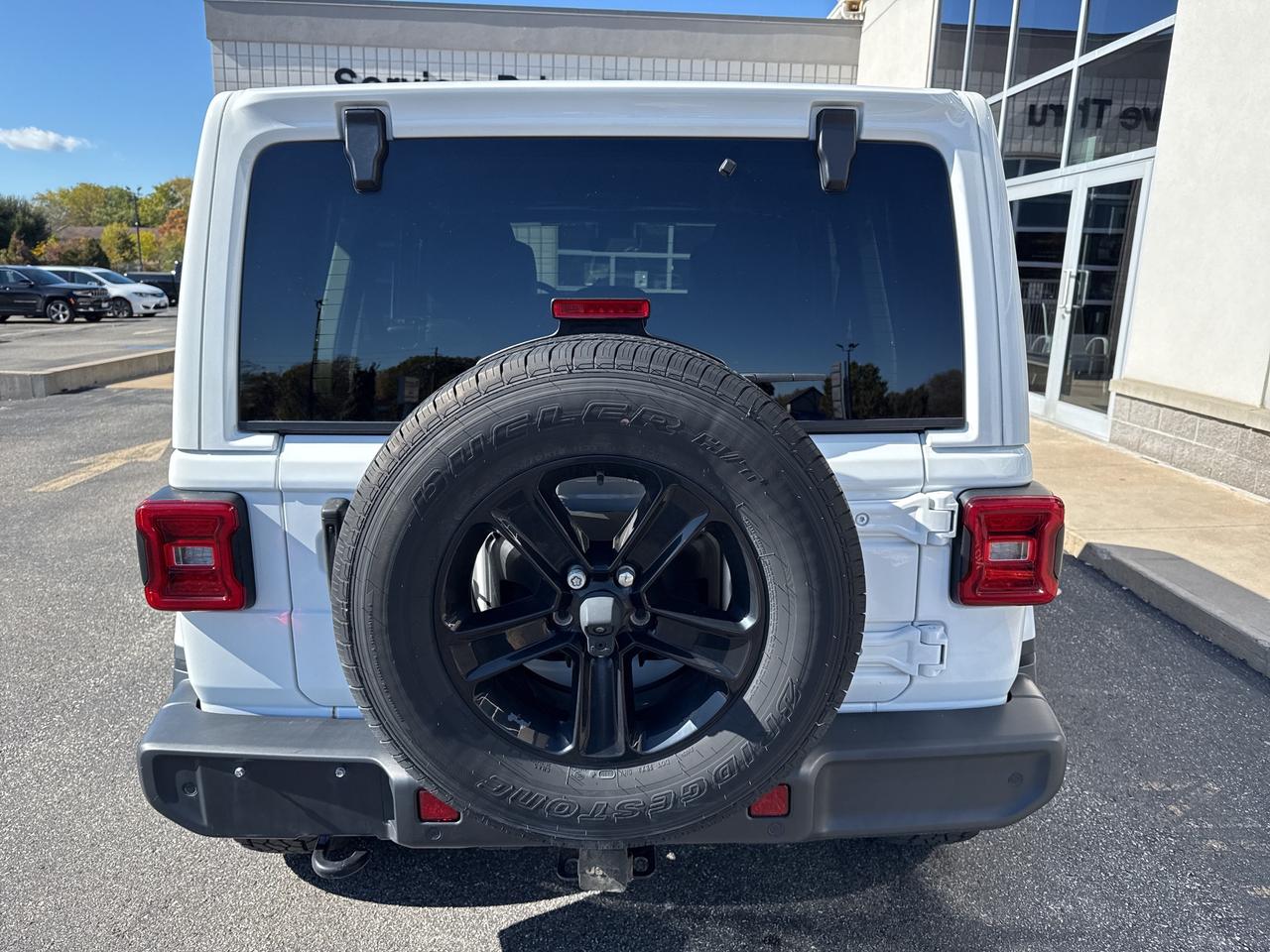 2019 Jeep WRANGLER UNLIMITED Sahara Photo