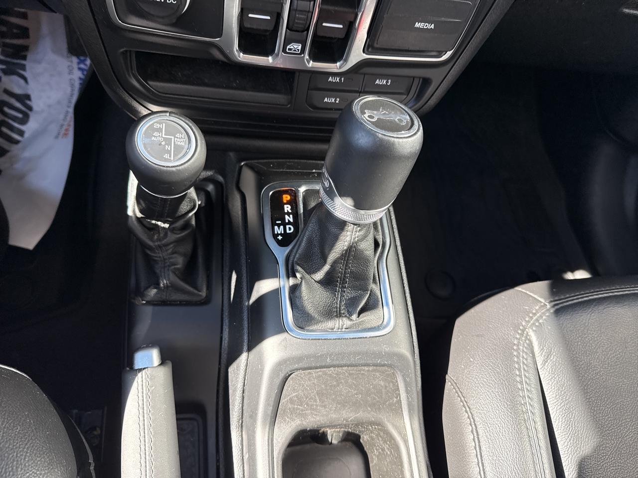 2019 Jeep WRANGLER UNLIMITED Sahara Photo