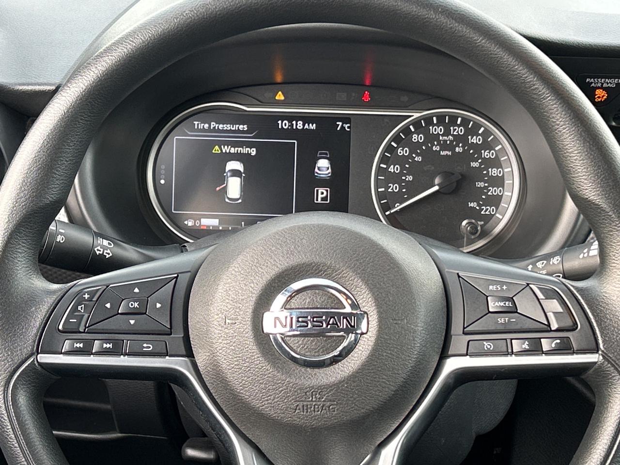 2019 Nissan Kicks SV CALL NAPANEE 613-354-2100 Photo
