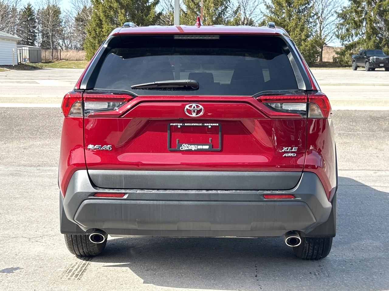 2021 Toyota RAV4 XLE AWD/PWR SUNROOF/ **CALL 613-961-8848 Photo