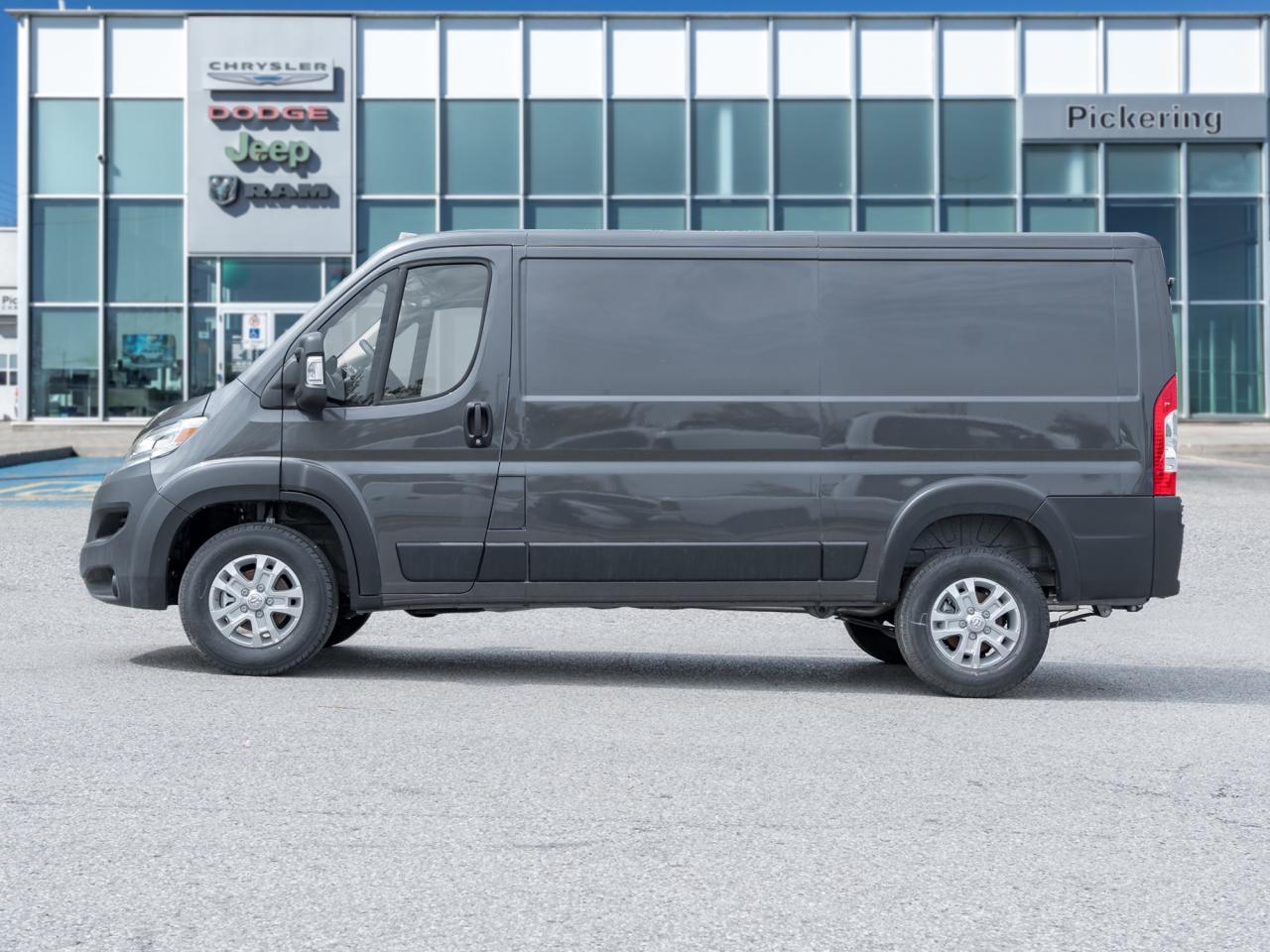 2025 RAM ProMaster 1500 SLT 1500 Low Roof 136  WB  Hitch  Mopar Side Wall Photo2