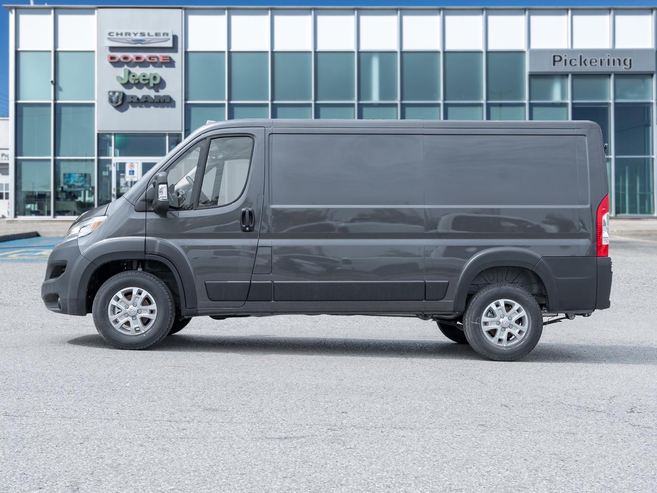 2025 RAM ProMaster 1500 SLT 1500 Low Roof 136  WB  Hitch  Mopar Side Wall Photo