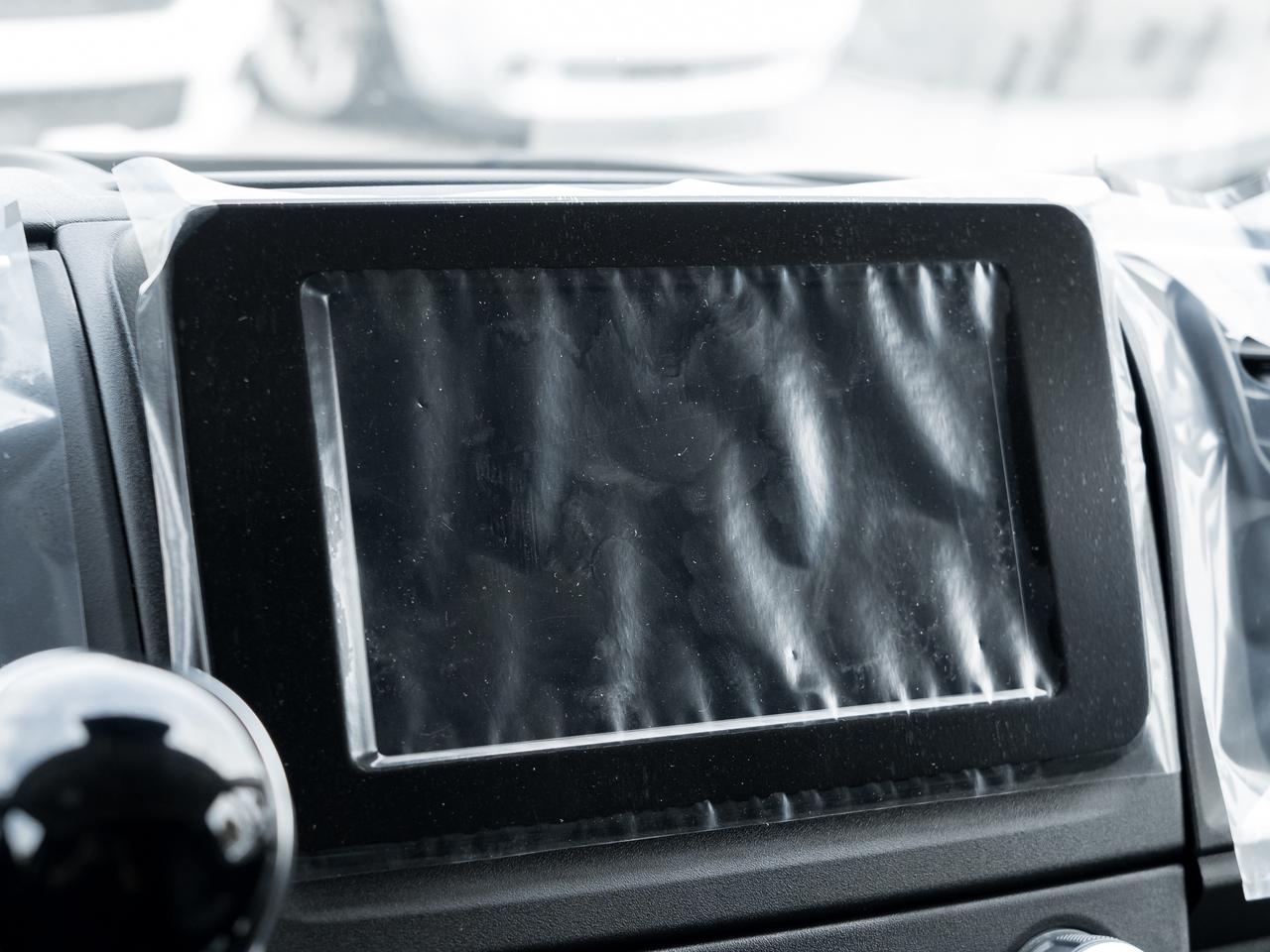 2025 RAM ProMaster 1500 SLT 1500 Low Roof 136  WB  Hitch  Mopar Side Wall Photo