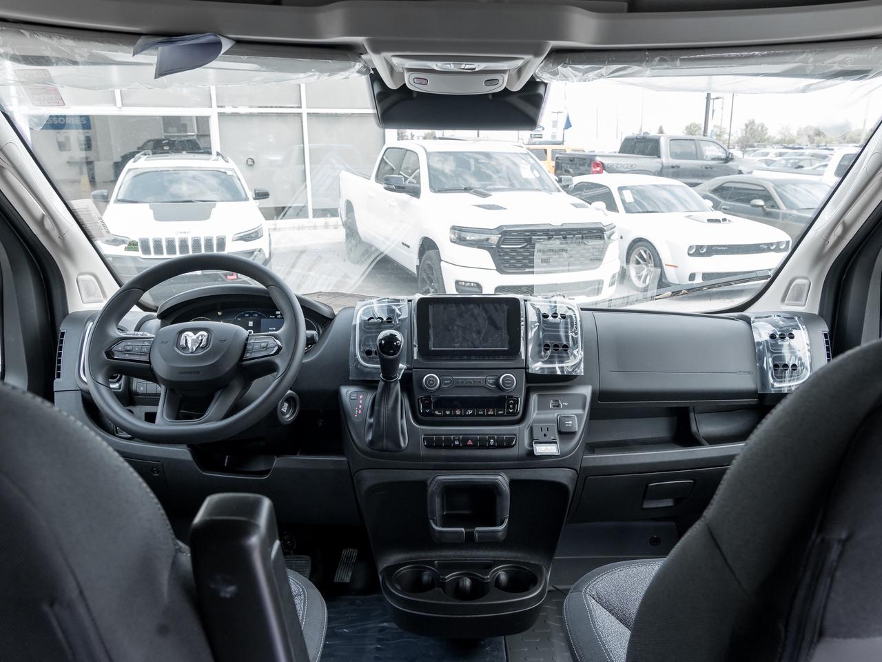 2025 RAM ProMaster 1500 SLT 1500 Low Roof 136  WB  Hitch  Mopar Side Wall Photo