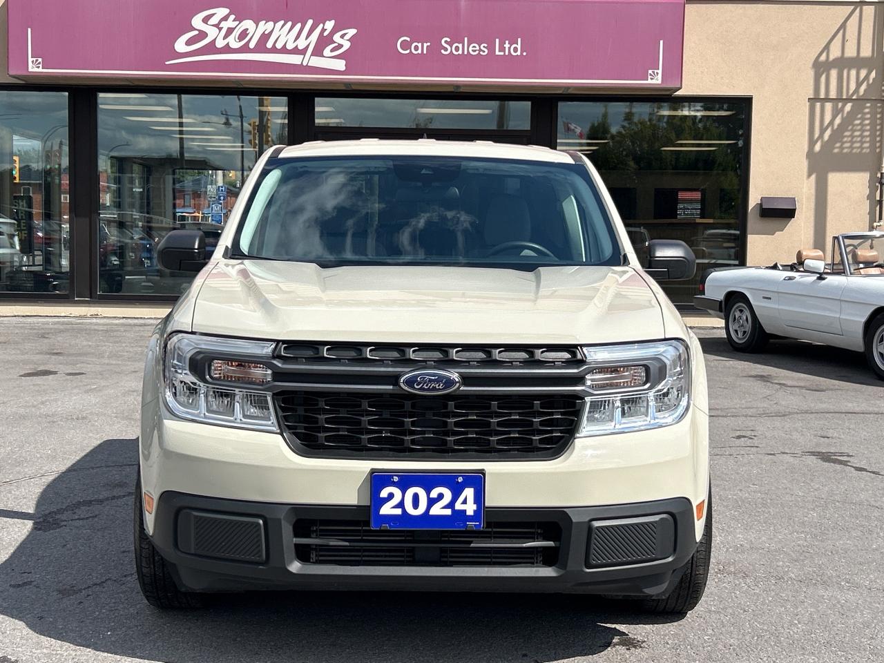 2024 Ford Maverick XLT 4WD SuperCrew  ** CALL 613-961-8848 Photo