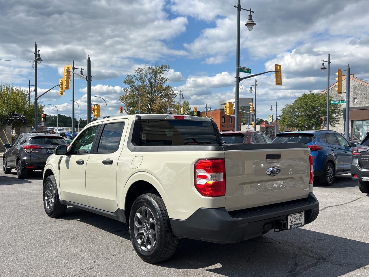 2024 Ford Maverick XLT 4WD SuperCrew  ** CALL 613-961-8848 Photo