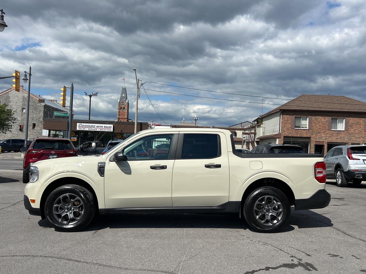 2024 Ford Maverick XLT 4WD SuperCrew  ** CALL 613-961-8848 Photo
