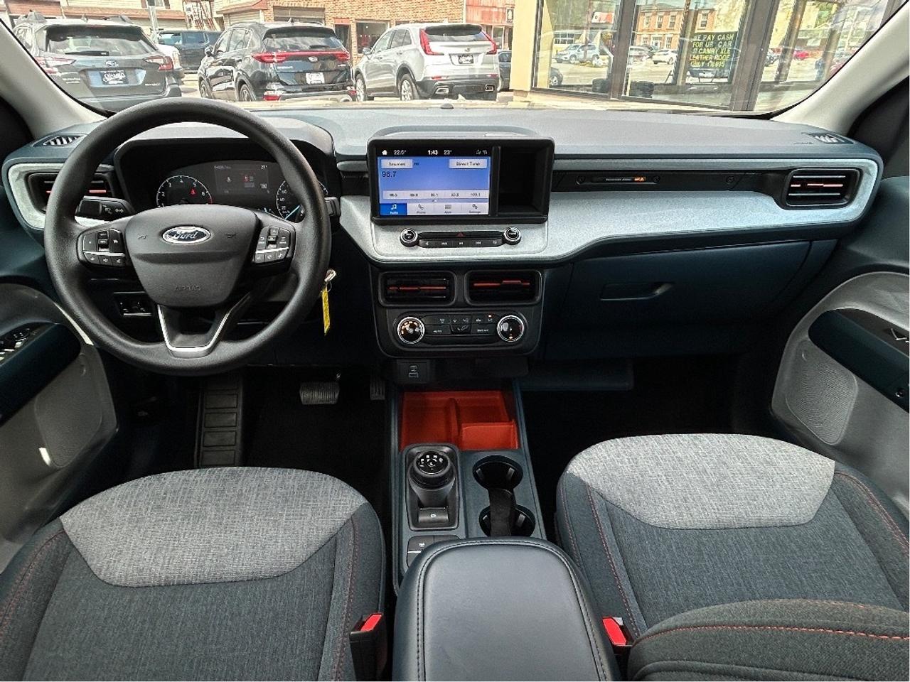 2024 Ford Maverick XLT 4WD SuperCrew  ** CALL 613-961-8848 Photo