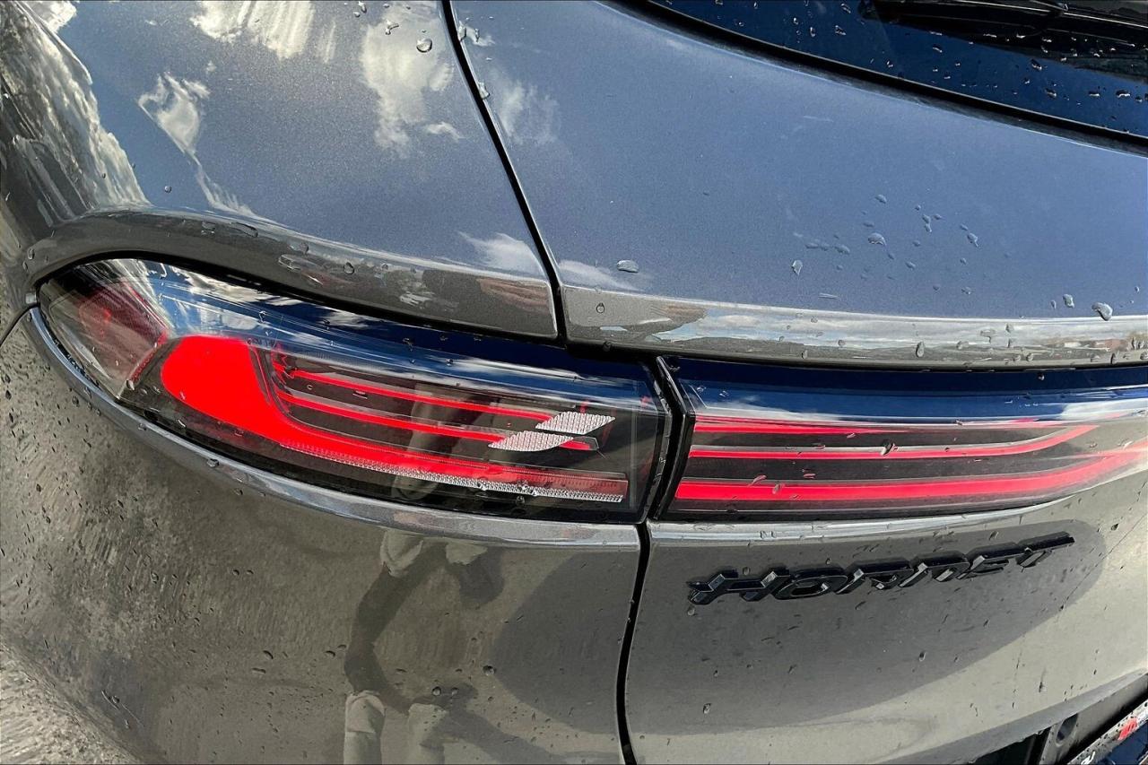 2024 Dodge Hornet PHEV R/T AWD   Track Pack   Heated Seats/Steering Photo