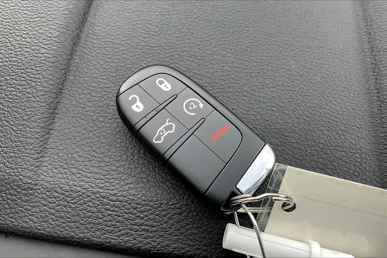 2024 Dodge Hornet PHEV R/T AWD   Track Pack   Heated Seats/Steering Photo