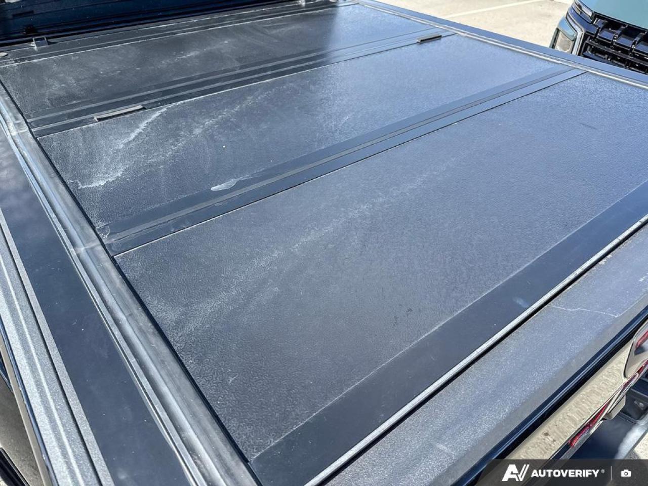 2022 Jeep Gladiator Rubicon 4x4   TONNEAU COVER   LTHR   CLEAN CARFX Photo