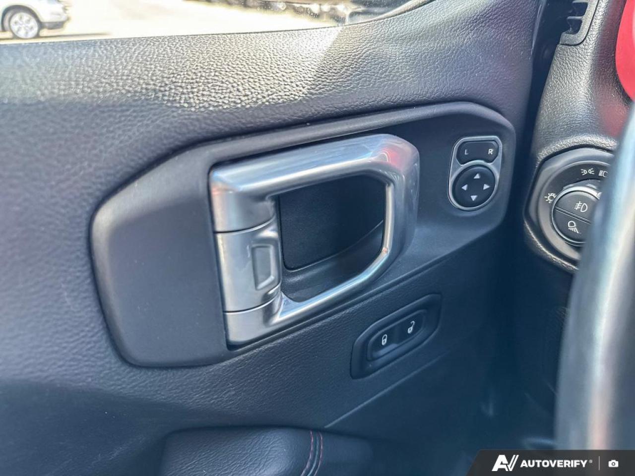 2022 Jeep Gladiator Rubicon 4x4   TONNEAU COVER   LTHR   CLEAN CARFX Photo