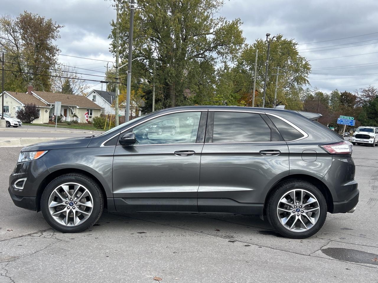 2018 Ford Edge Titanium AWD/LEATHER/NAV/PANO ROOF CALL NAPANEE Photo