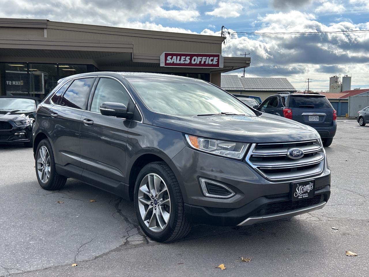 2018 Ford Edge Titanium AWD/LEATHER/NAV/PANO ROOF CALL NAPANEE Photo