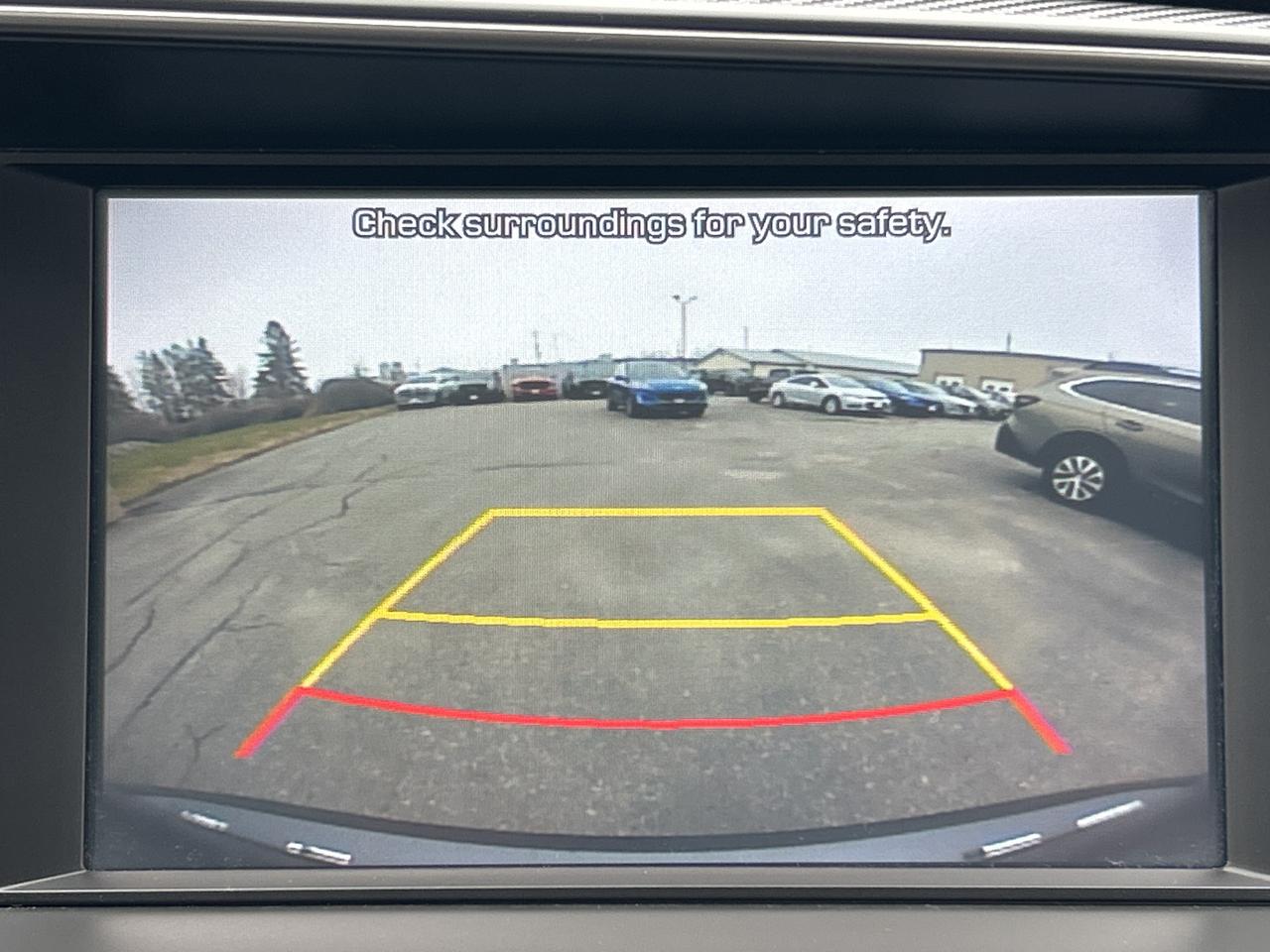 2020 Hyundai Elantra Preferred w/Sun & Safety CALL NAPANEE 613-354-2100 Photo