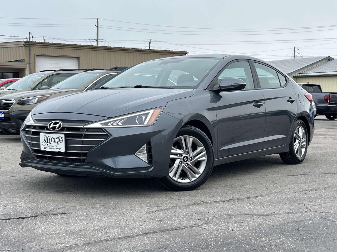 2020 Hyundai Elantra Preferred w/Sun & Safety CALL BELLEVILLE 82K KM'S Photo