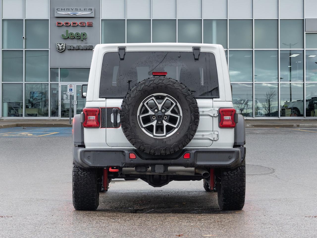 2025 Jeep Wrangler Rubicon 4 Door 4x4  LEATHER  LOW KMS Photo