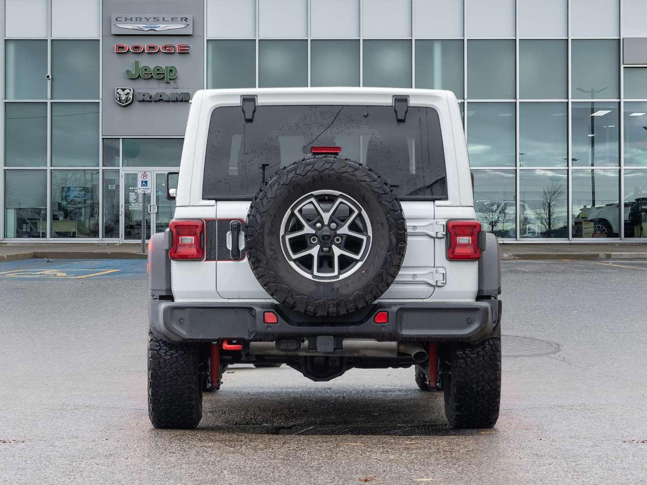 2025 Jeep Wrangler Rubicon 4 Door 4x4  LEATHER  LOW KMS  AUTOMATIC Photo