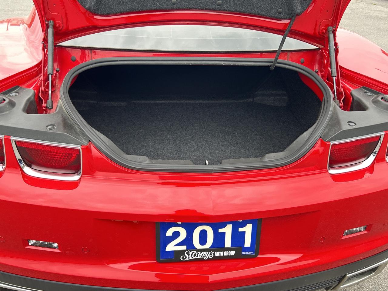 2011 Chevrolet Camaro 2SS 6.2L  6-SPEED CALL NAPANEE 613-354-2100 Photo
