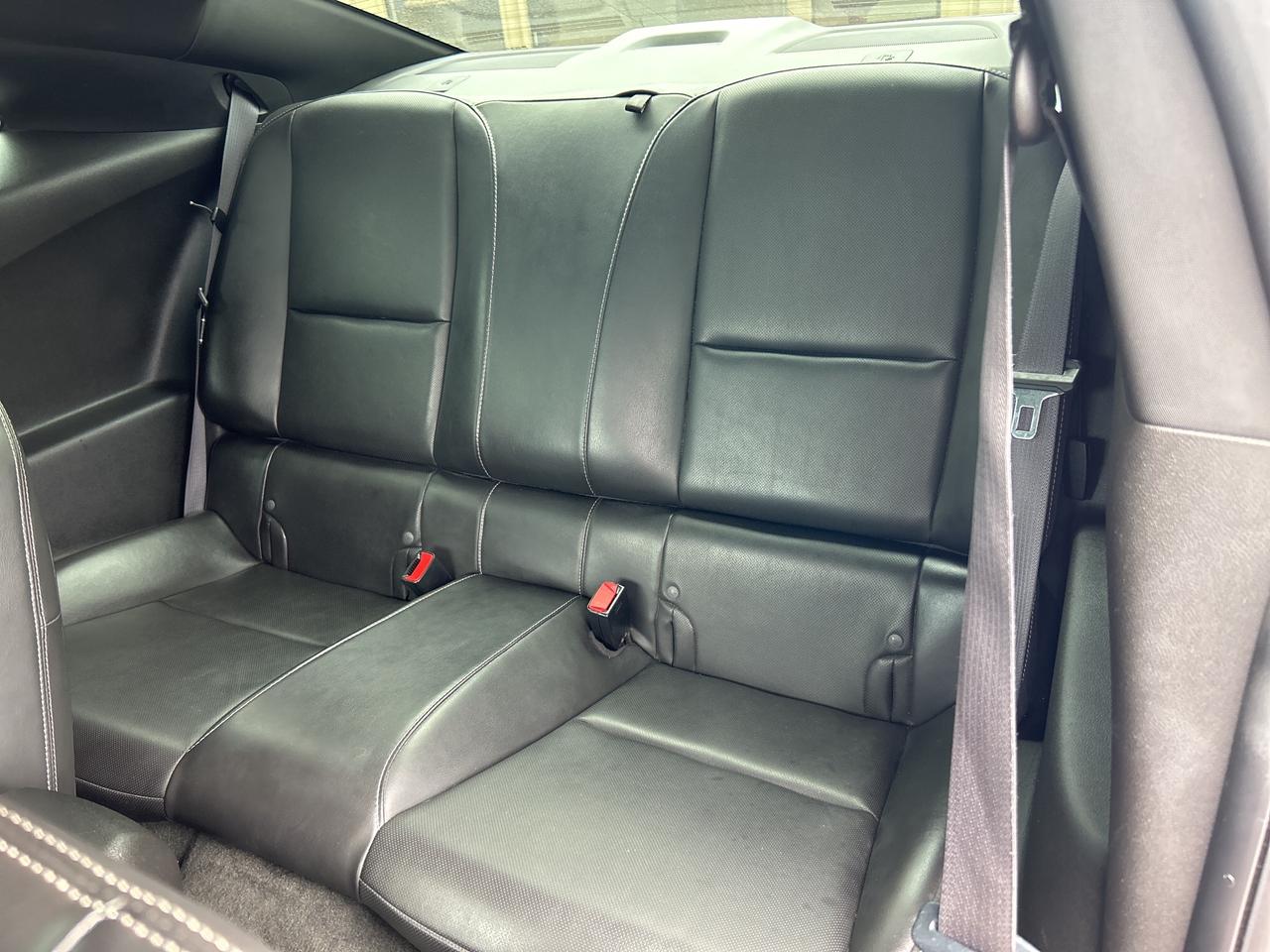 2011 Chevrolet Camaro 2SS 6.2L  6-SPEED CALL NAPANEE 613-354-2100 Photo