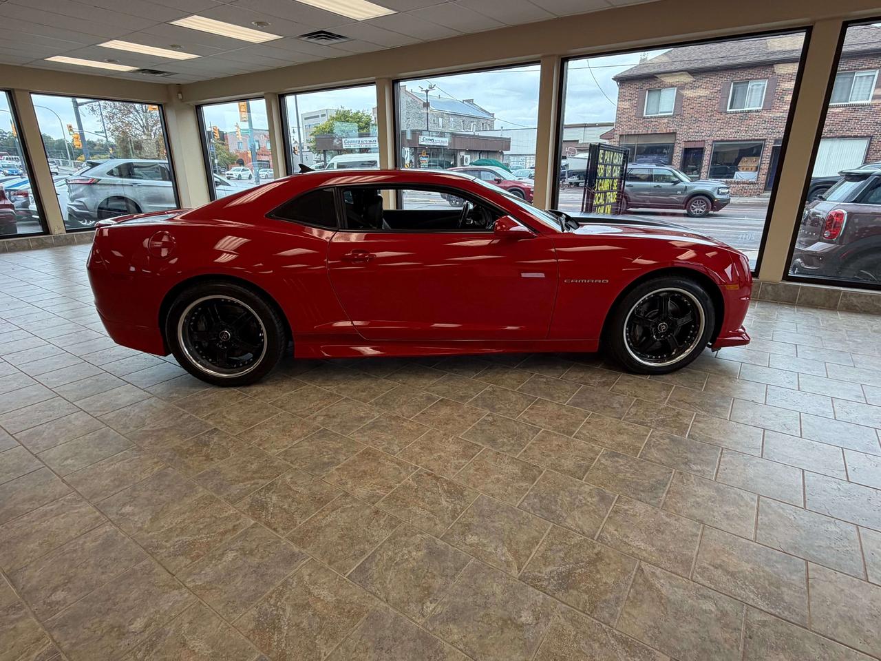 2011 Chevrolet Camaro 2SS 6.2L  6-SPEED CALL BELLEVILLE*613*961*8848 Photo