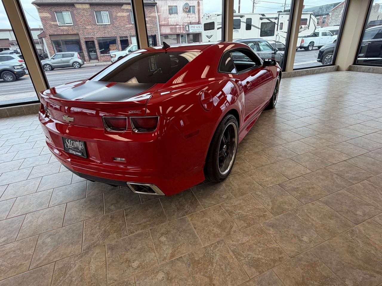 2011 Chevrolet Camaro 2SS 6.2L  6-SPEED CALL BELLEVILLE*613*961*8848 Photo