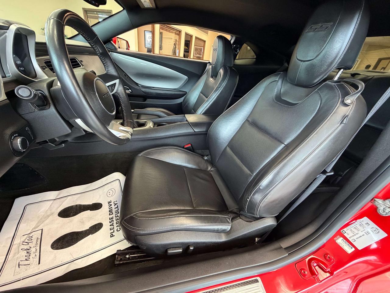 2011 Chevrolet Camaro 2SS 6.2L  6-SPEED CALL BELLEVILLE*613*961*8848 Photo