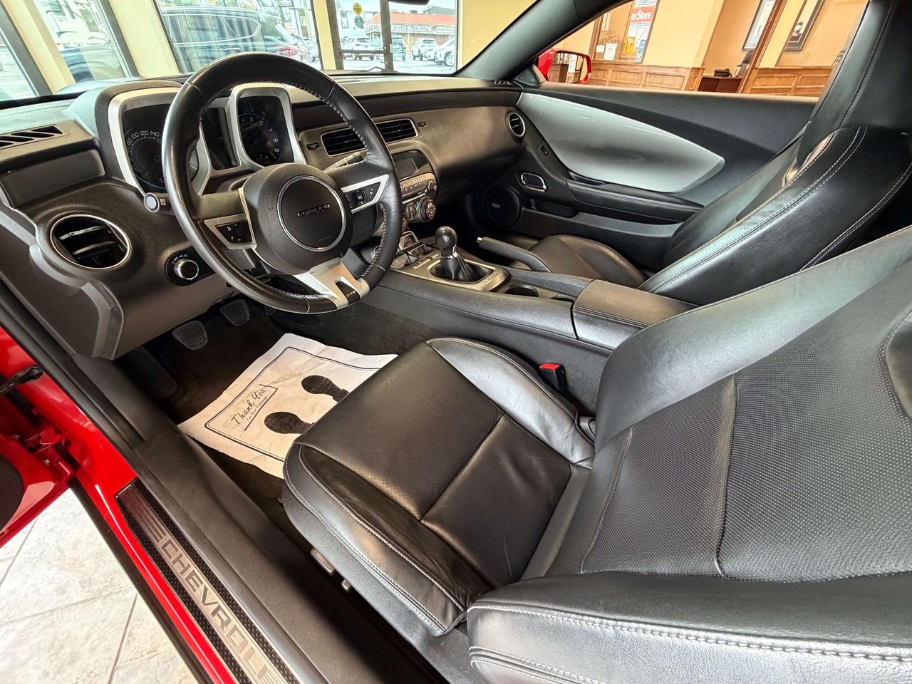 2011 Chevrolet Camaro 2SS 6.2L  6-SPEED CALL BELLEVILLE*613*961*8848 Photo