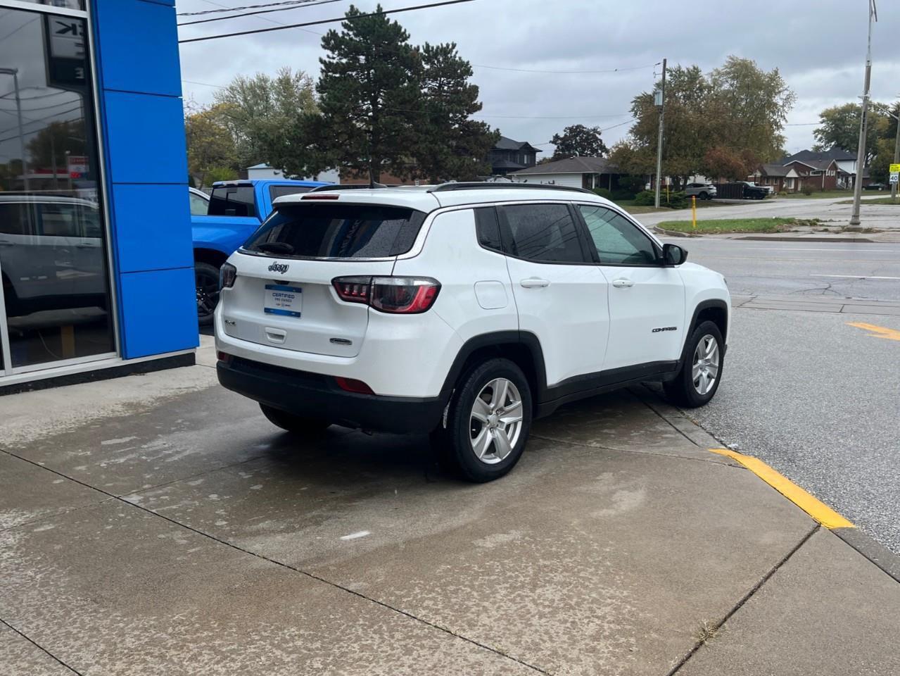 2022 Jeep Compass NORTH 4WD ONE OWNER Photo4