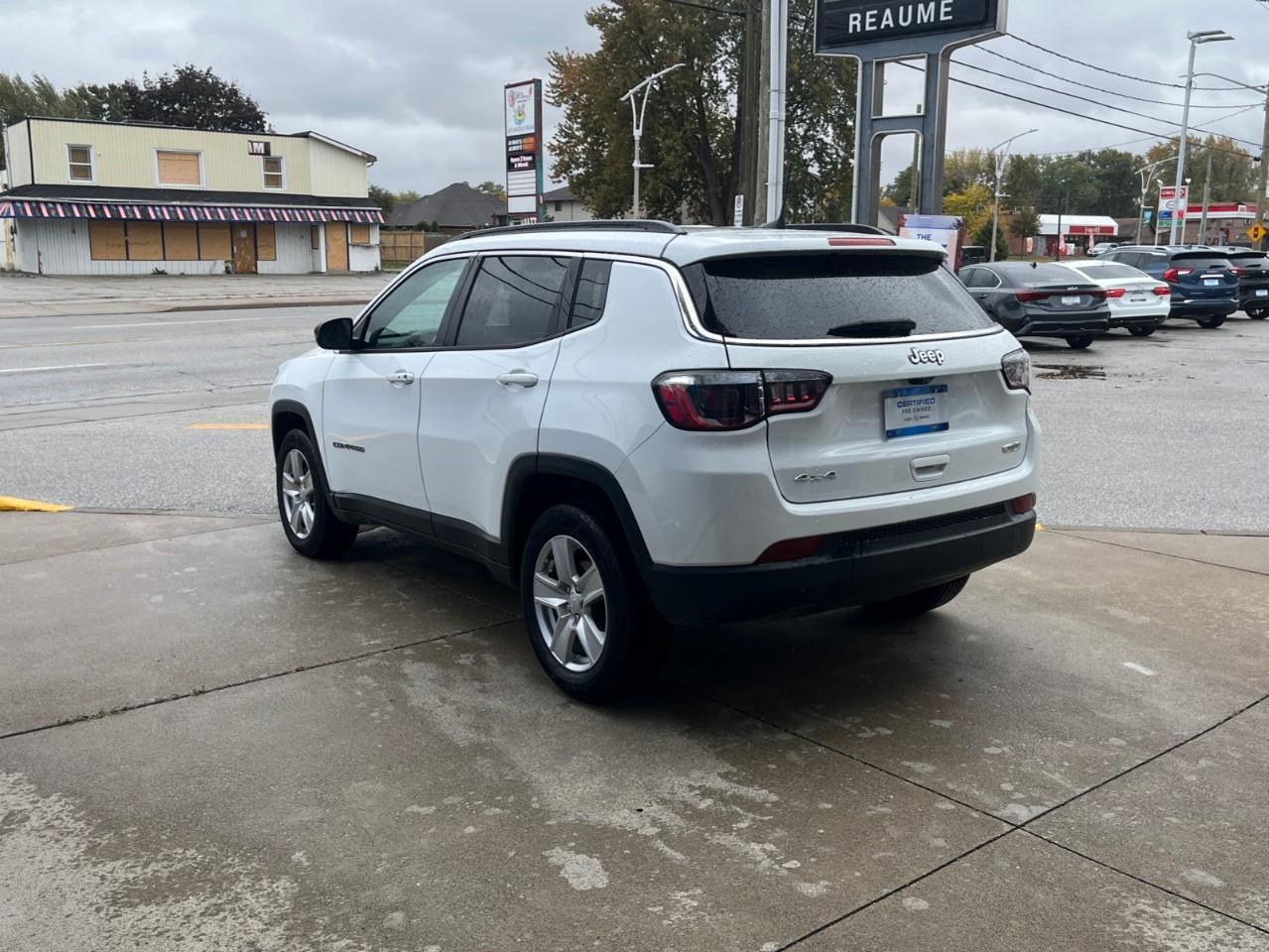 2022 Jeep Compass NORTH 4WD ONE OWNER Photo