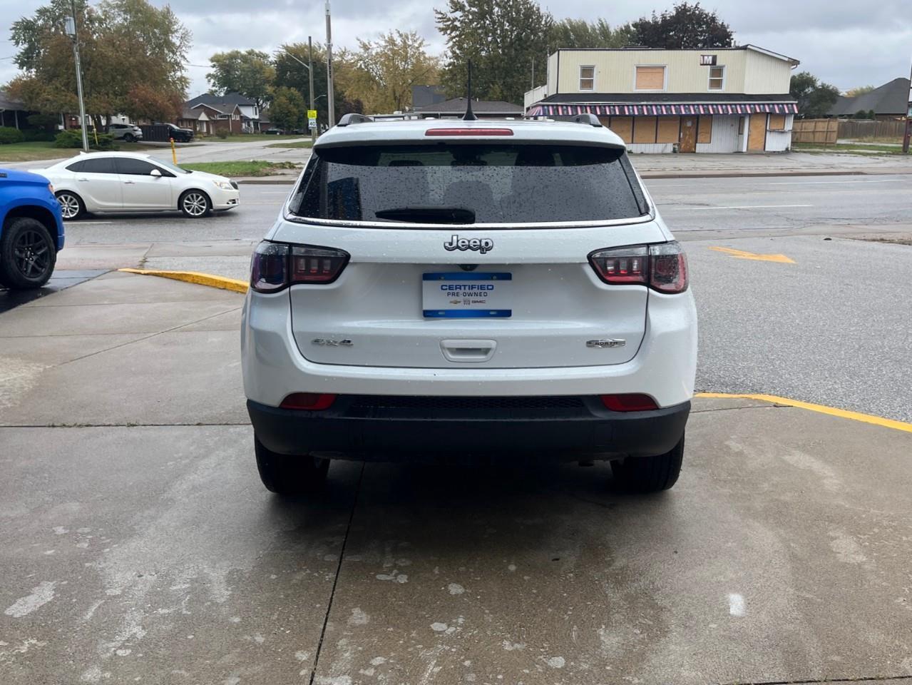 2022 Jeep Compass NORTH 4WD ONE OWNER Photo