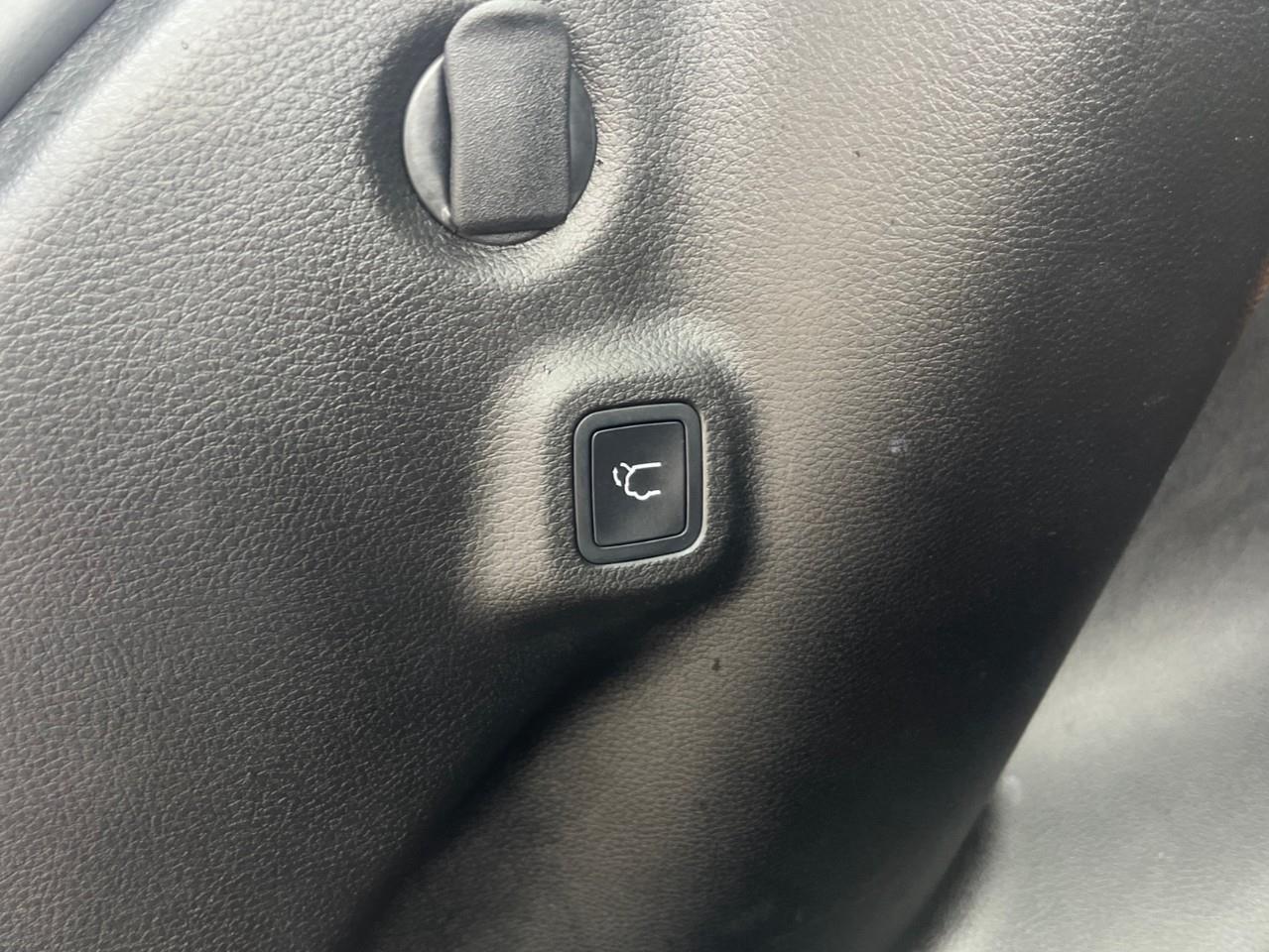 2022 Jeep Compass NORTH 4WD ONE OWNER Photo