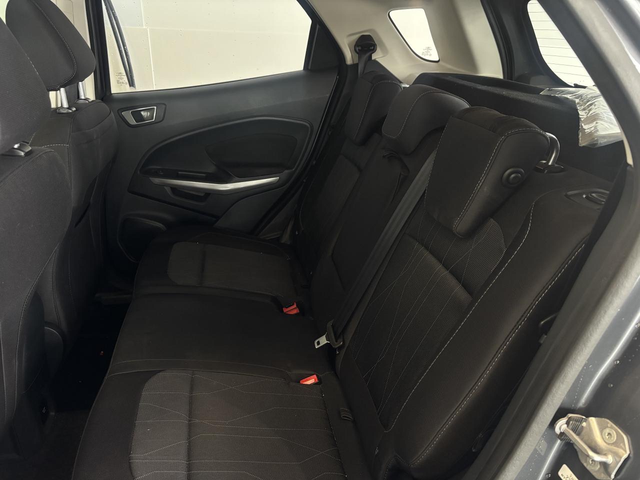 2022 Ford EcoSport SE 4WD   2 SETS OF TIRES/RIMS   CLEAN CARFAX   NAV Photo