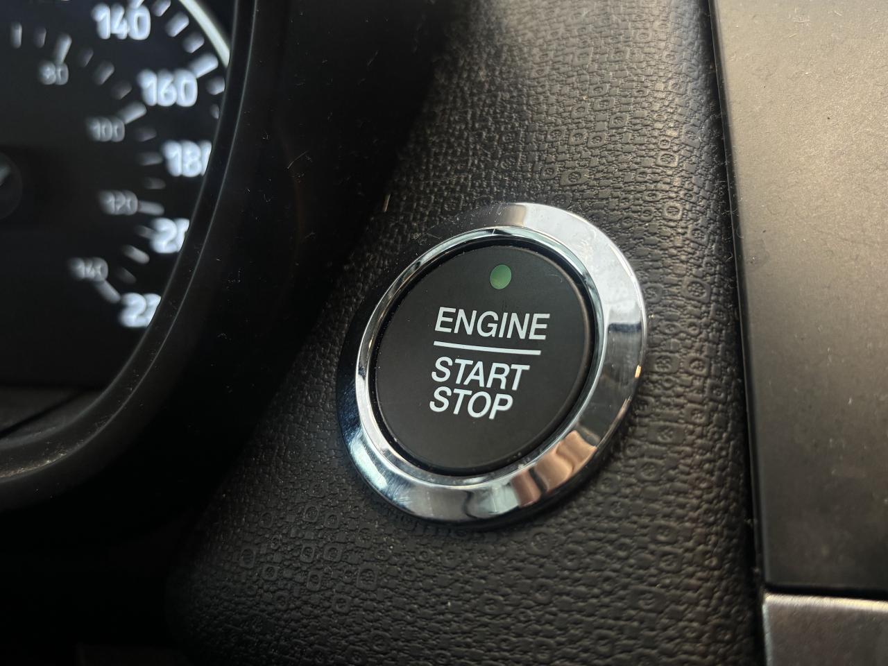 2022 Ford EcoSport SE 4WD   2 SETS OF TIRES/RIMS   CLEAN CARFAX   NAV Photo