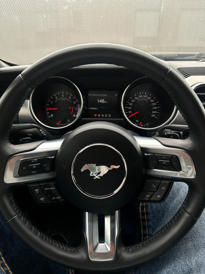 2020 Ford Mustang ECOBOOST PREMIUM, LEATHER, NAVI, BACKUP CAM Photo