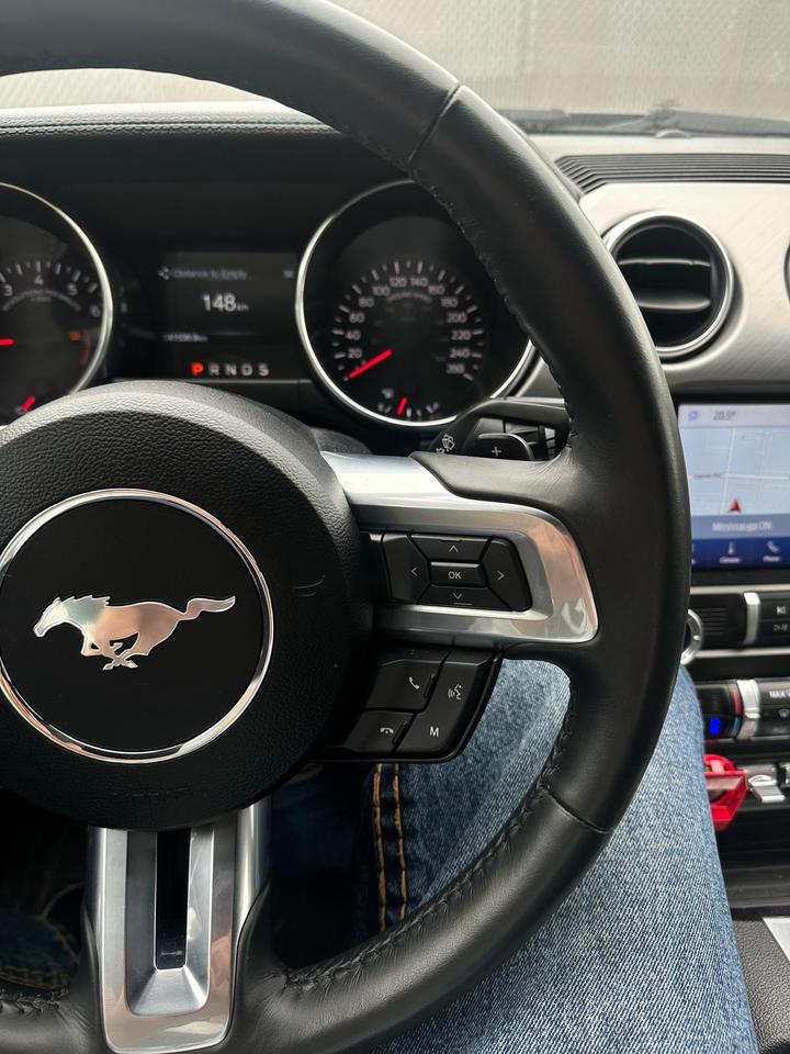 2020 Ford Mustang ECOBOOST PREMIUM, LEATHER, NAVI, BACKUP CAM Photo