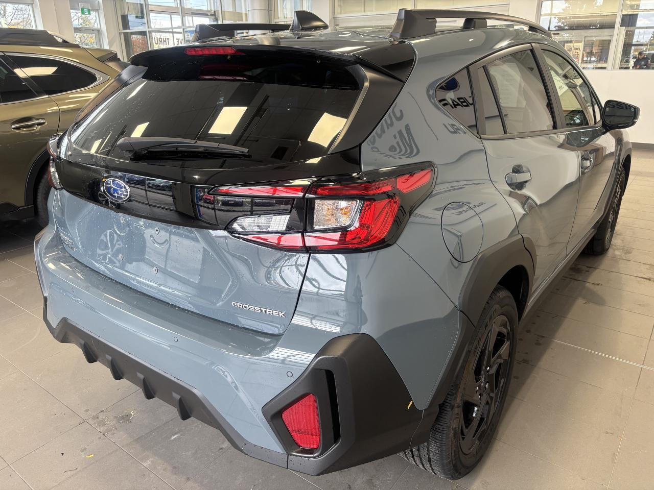 2024 Subaru Crosstrek ONYX   1 OWNER   SUNROOF   LOW KM   APPLE CARPLAY! Photo