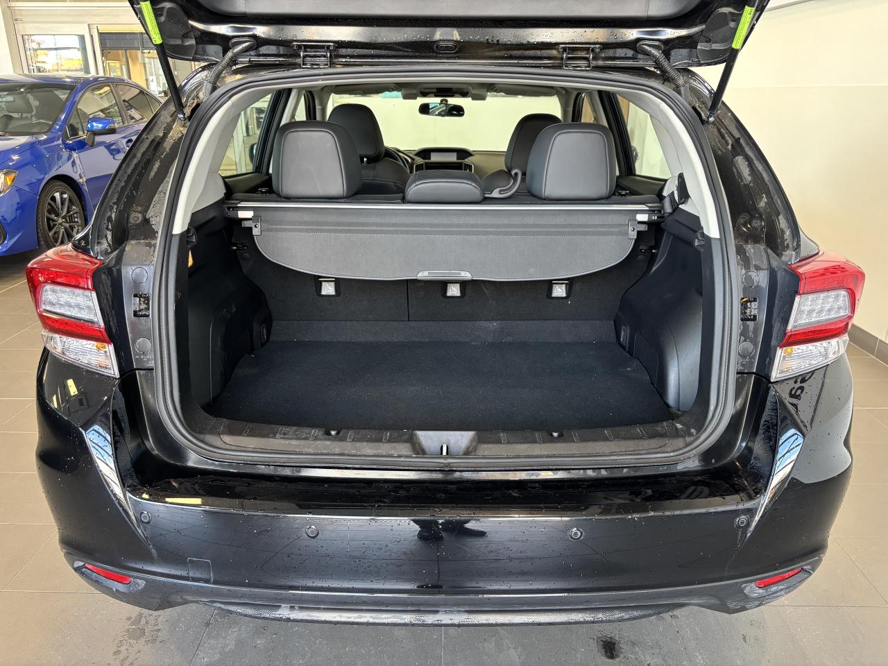 2023 Subaru Impreza Sport-tech   EyeSight   LEATHER   SUNROOF   CAMERA Photo