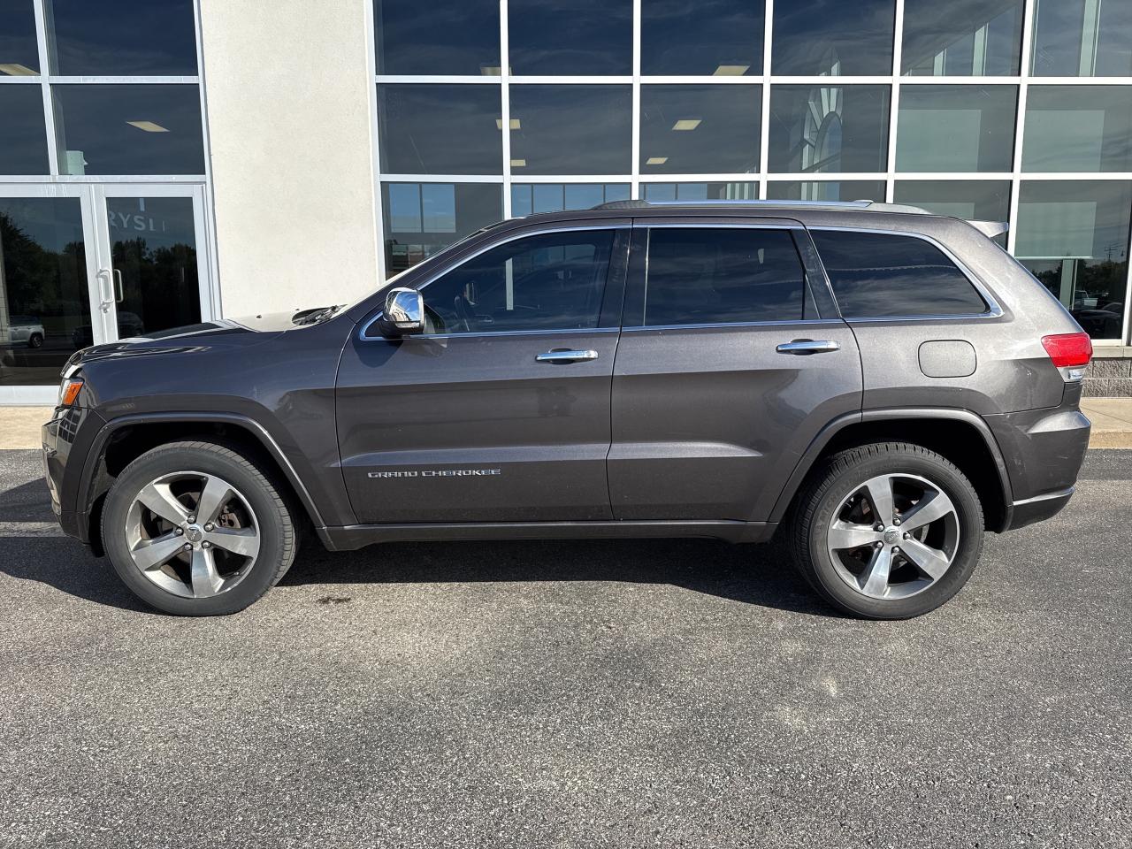 2014 Jeep Grand Cherokee Overland AS IS Photo2