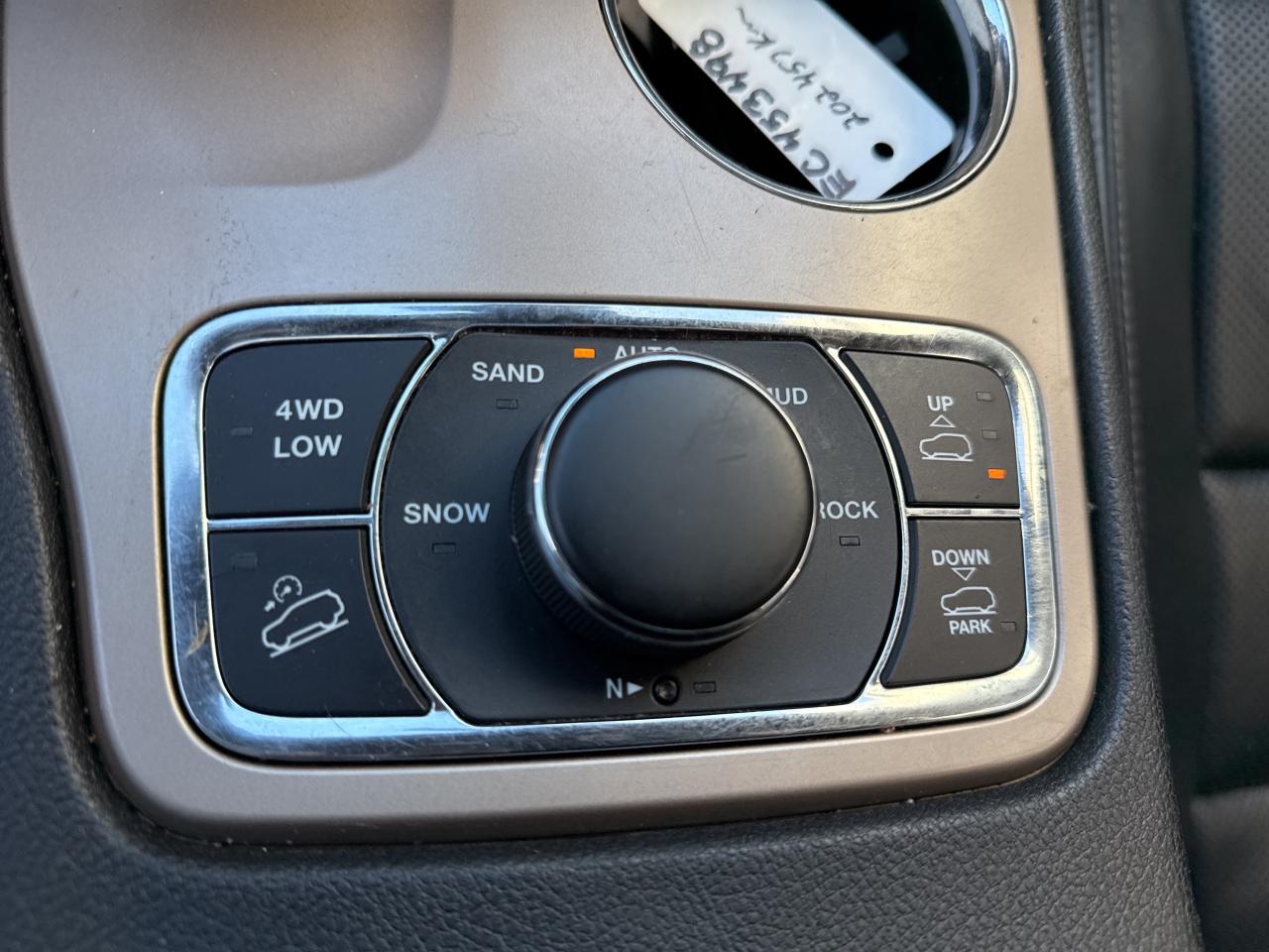 2014 Jeep Grand Cherokee Overland AS IS Photo