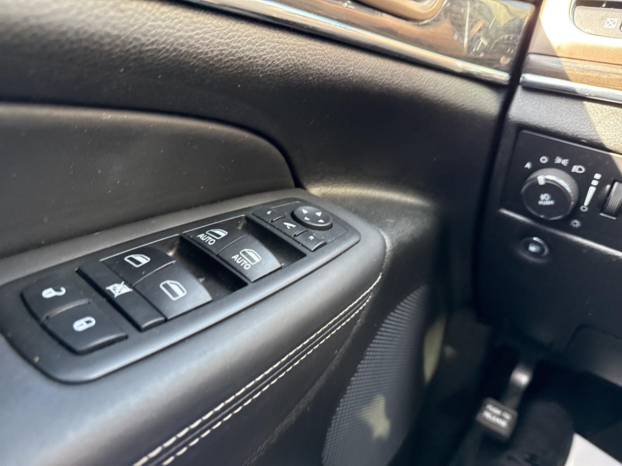 2014 Jeep Grand Cherokee Overland AS IS Photo