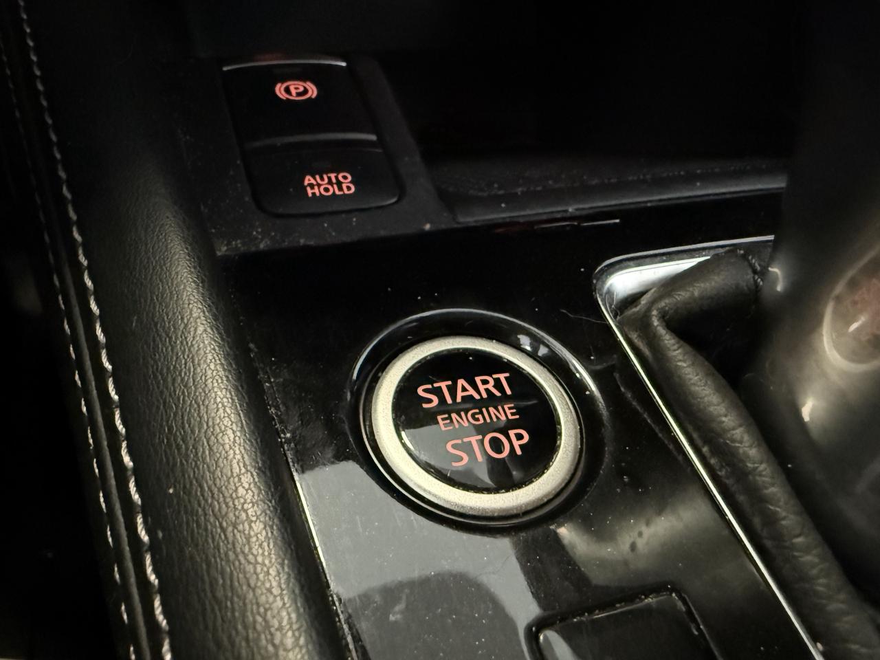 2023 Nissan Kicks SR   ONE OWNER   CLEAN CARFAX   EXTRA TIRES (ONLY) Photo