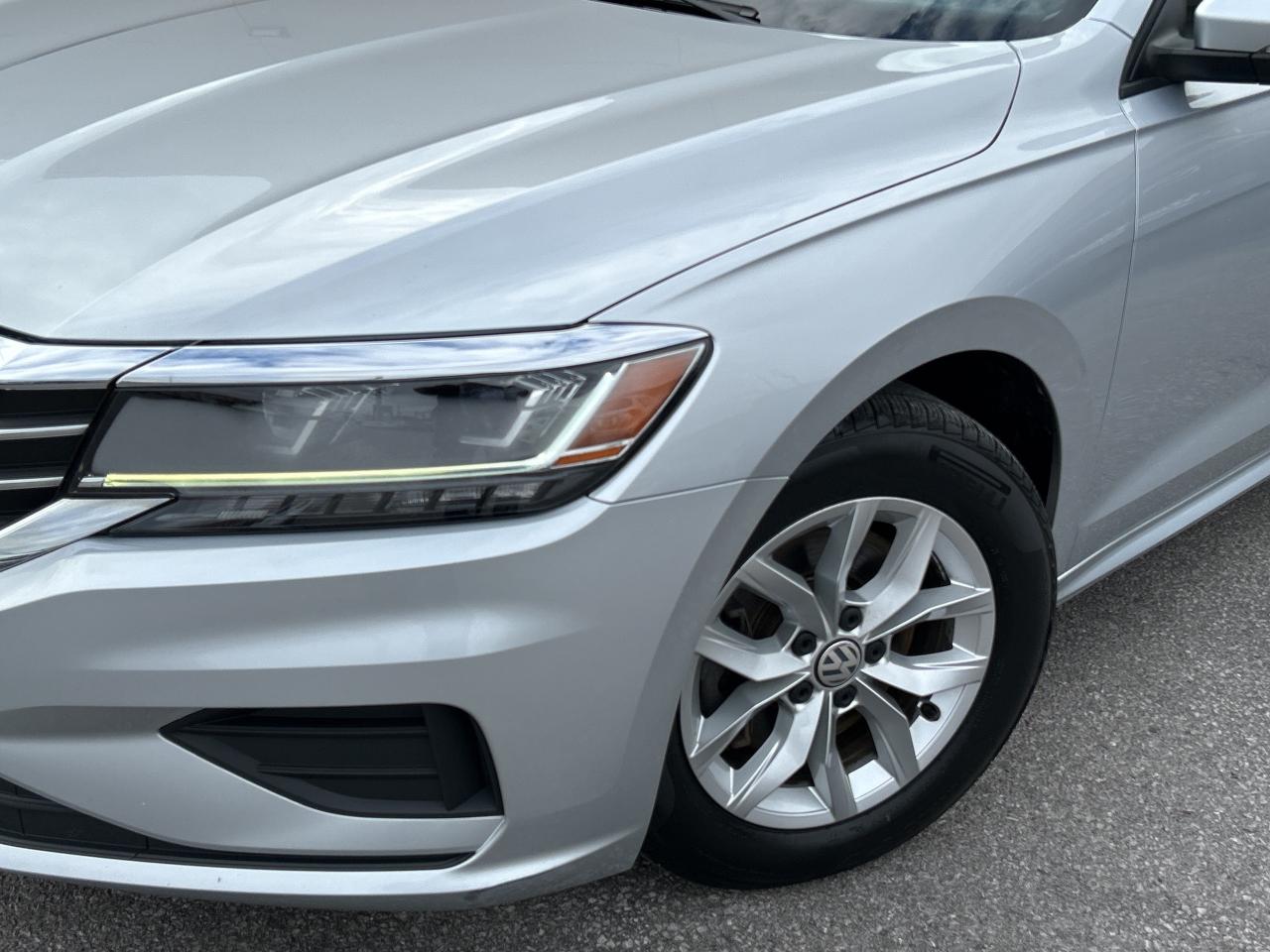 2020 Volkswagen Passat Comfortline **CALL BELLEVILLE 613-961-8848 Photo