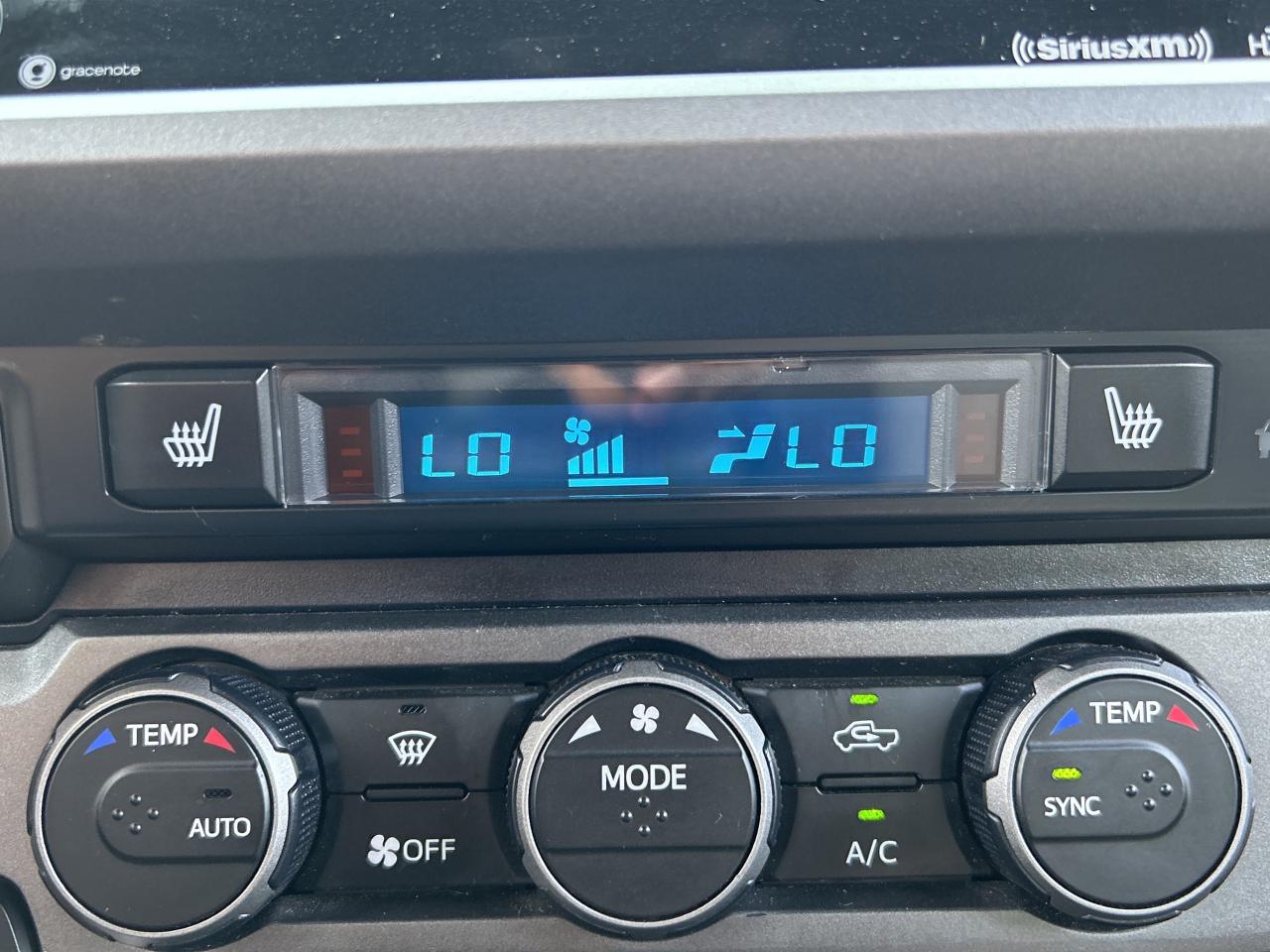 2022 Toyota Tacoma TRD 3.5L 4x4 Sport NAVI CALL NAPANEE 613-354-2100 Photo