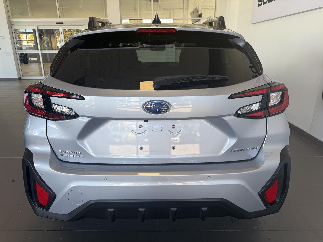 2025 Subaru Crosstrek LIMITED   DEALER DEMO   CLEAN CARFAX  NAVI SUNROOF Photo