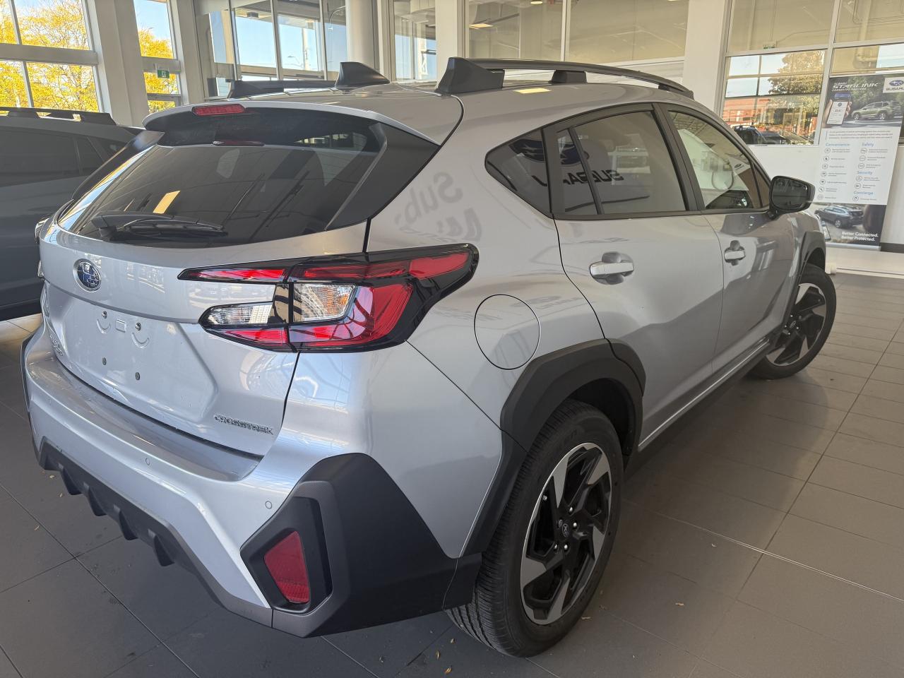 2025 Subaru Crosstrek LIMITED   DEALER DEMO   CLEAN CARFAX  NAVI SUNROOF Photo